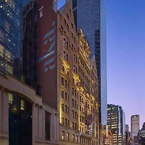 Aka Times Square Apart-hotel